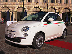 250px-Fiat-new-500-front.jpg